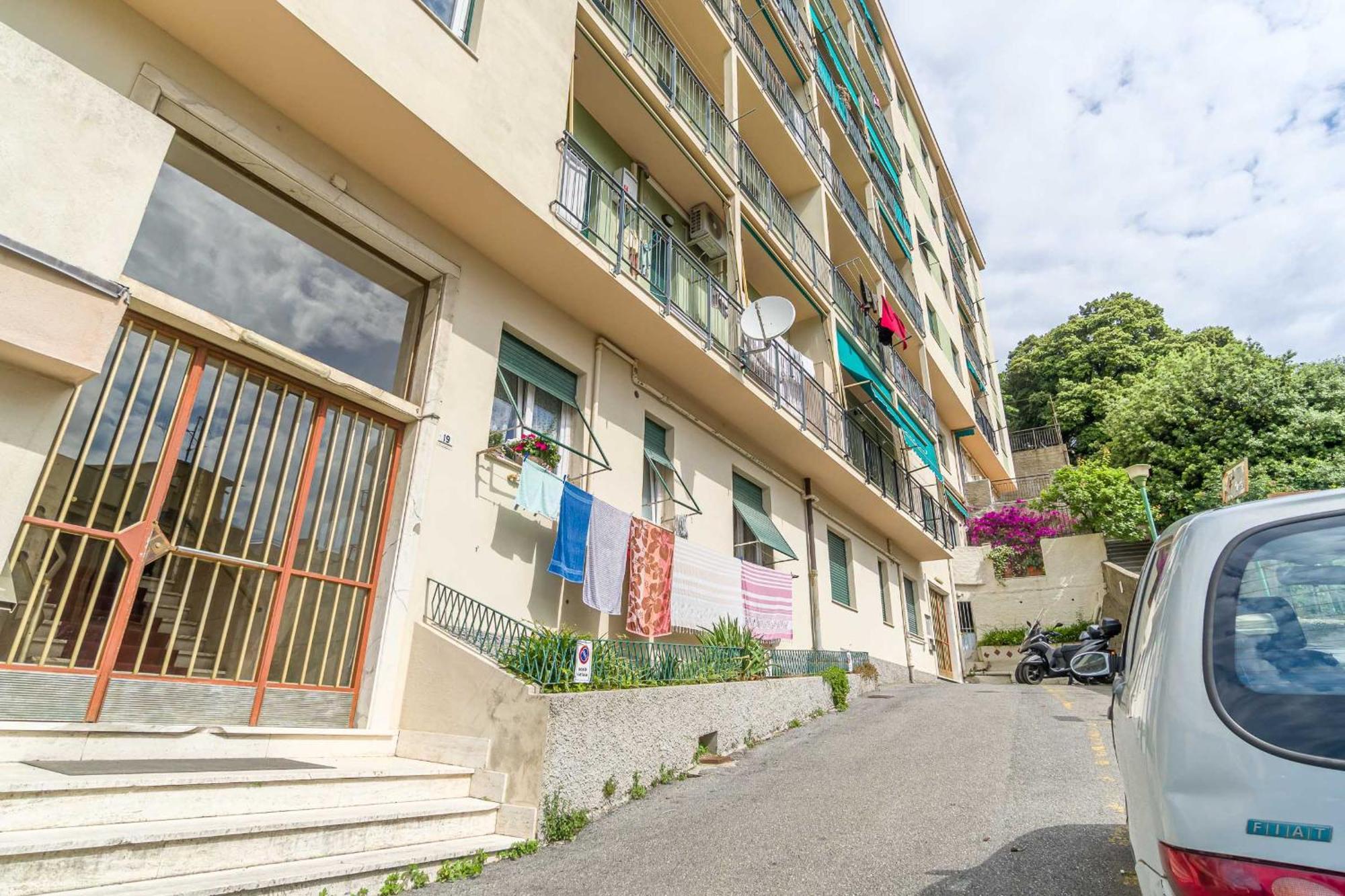 Monik House: Central House With Parking Leilighet Genova Eksteriør bilde